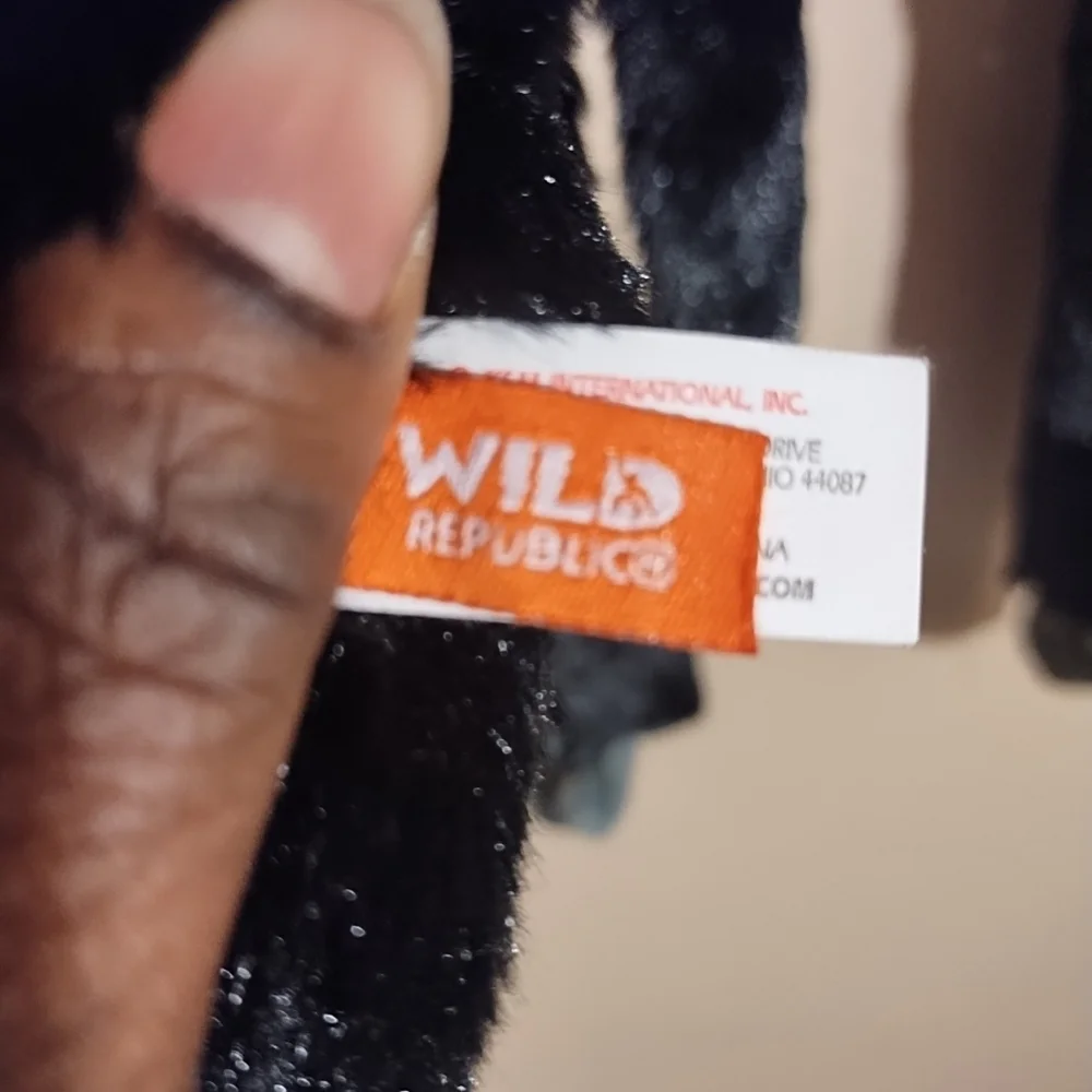 Wild Republic‎ Plush Monkey Scarf for Kids - Black and Cream